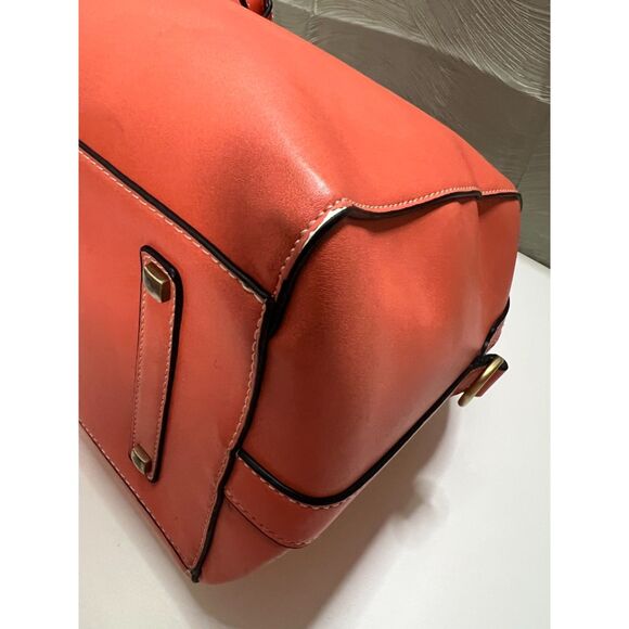 Simply Noelle All Tied Up weekender bag - Picture 14 of 16